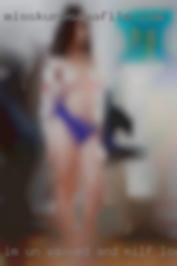 I'm un-vaxxed and milf looking to play.