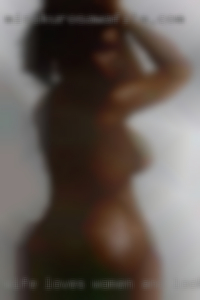 Wife loves women and looking men turn me on near Louisville.